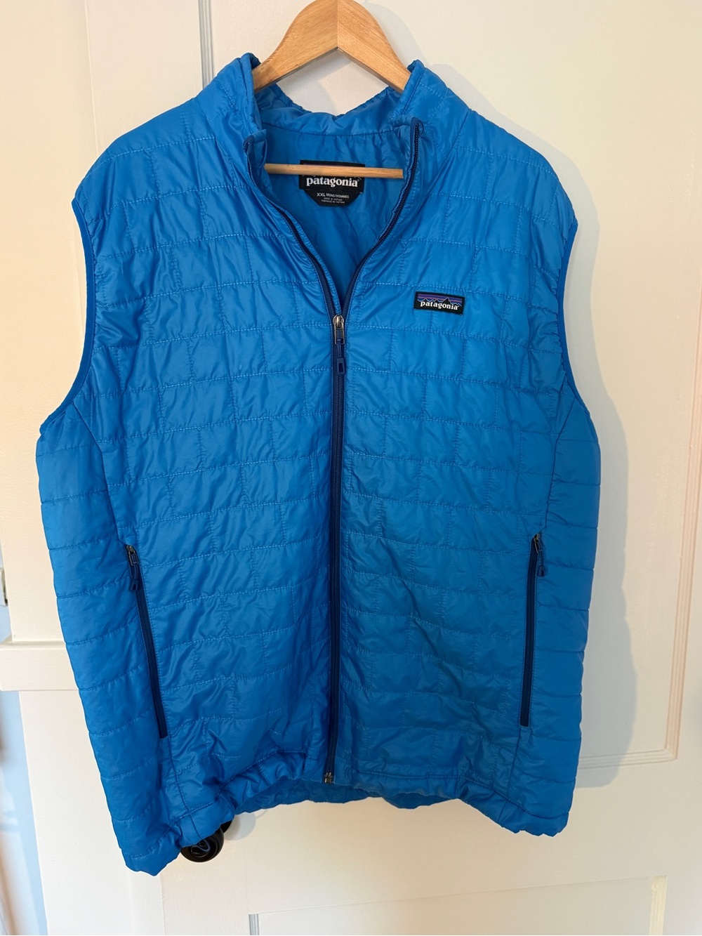 Patagonia Men’s Bright Blue Quilted Insulated Vest